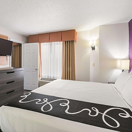 La Quinta By Wyndham Minneapolis Northwest Brooklyn Park Exterior photo